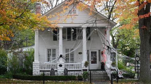 house decorated for halloween