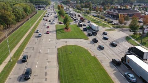 Aerial view of traffic traveling on Mound Road.