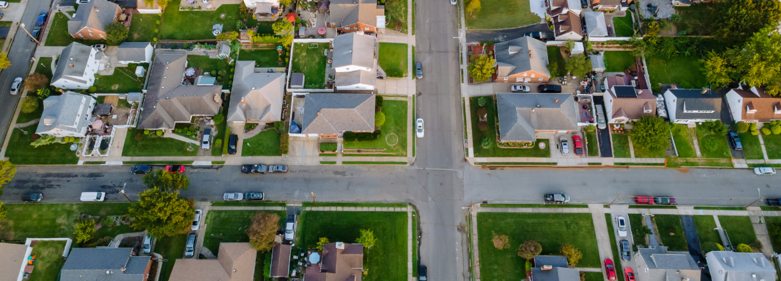 aerial photo of a suburban neighborhood
